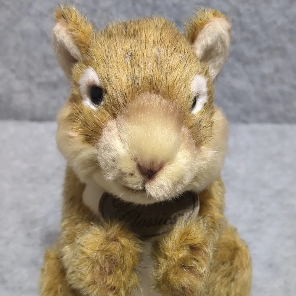 Russ Berrie Yomiko Classics Squirrel Plush Realistic Stuffed Animal Toy 8” - Picture 6 of 9